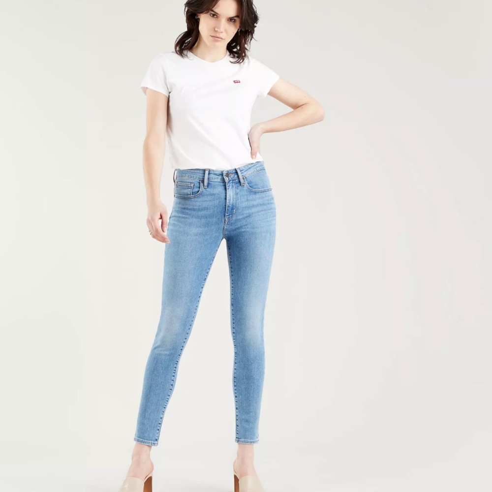 Levi’s 721 high rise skinny ripped jeans